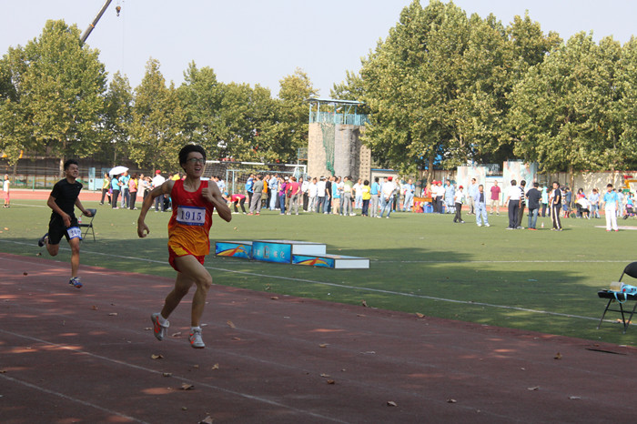 豐富多彩的體育文化活動(dòng)